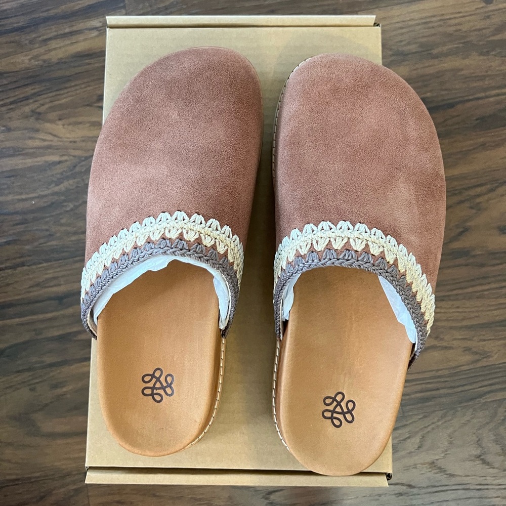 NIB The Sak Bolinas Clogs in Tobacco Sekinyak Leather